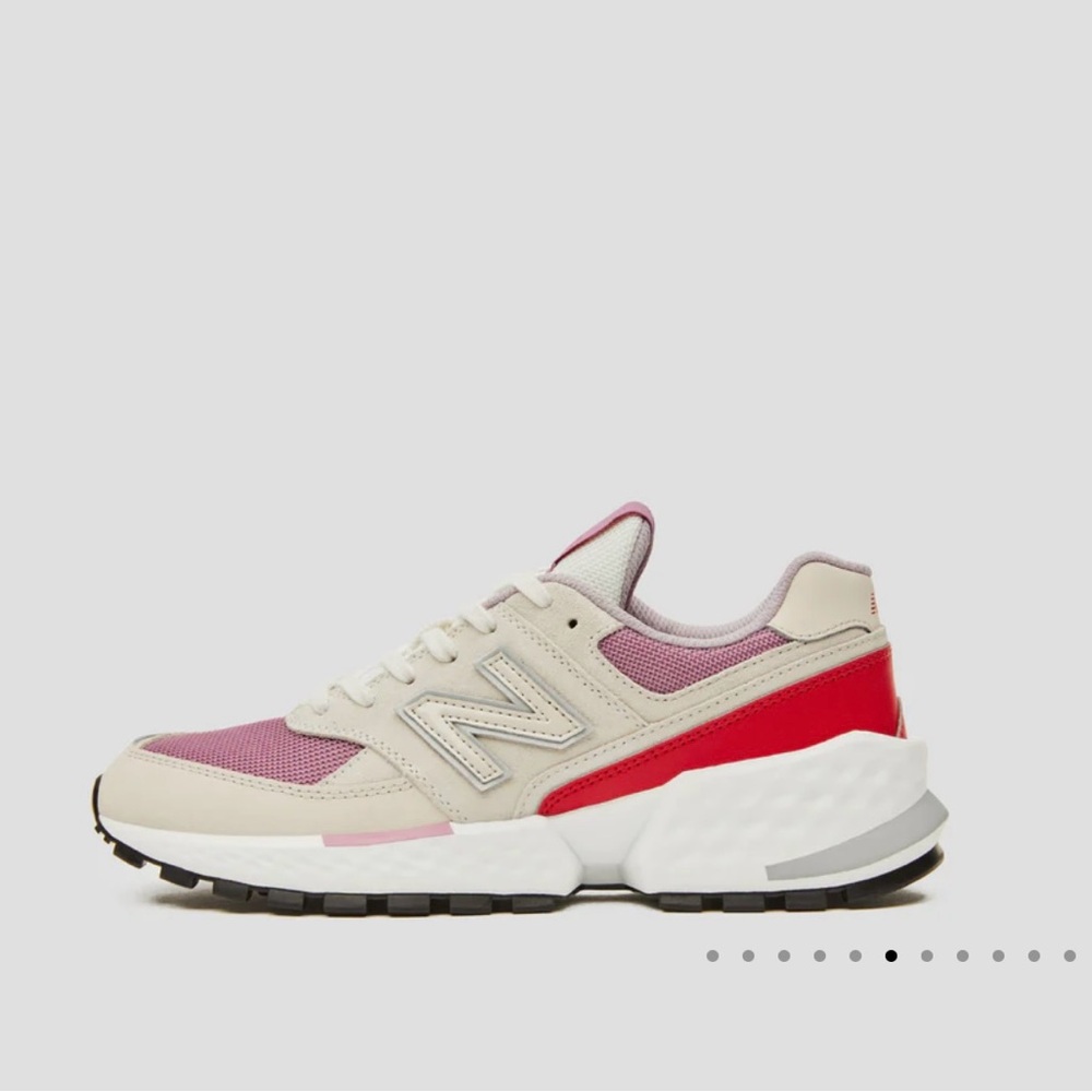 Figs New Balance 5745 Women’s sneaker